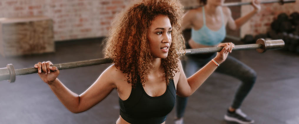 Verstellbare Hanteln flexibel und vielseitig einsetzen