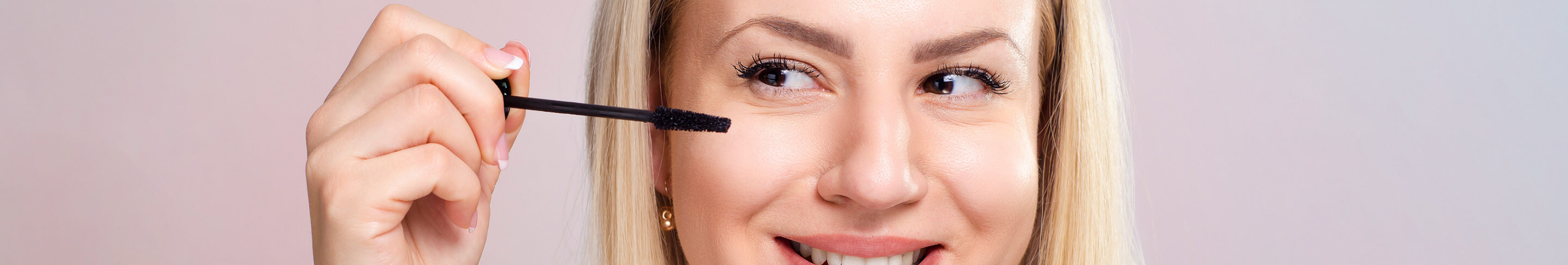 Infotext zum Thema Produkte für Wimpernpflege