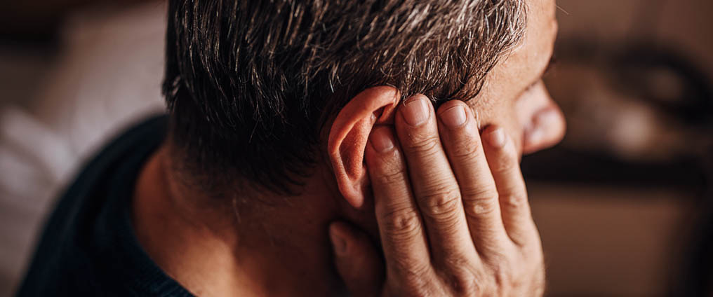 Tinnitus – Ursachen, Symptome und Behandlung