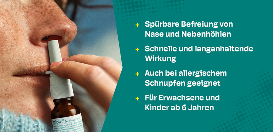 Nahaufnahme einer Nase, die Imidin® N Nasenspray erhält. Liste mit Vorteilen auf Türkis.