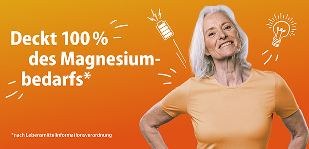 Ältere Frau lächelt. Text: Deckt 100% des Magnesiumbedarfs*. Hintergrund orange mit Illustrationen.