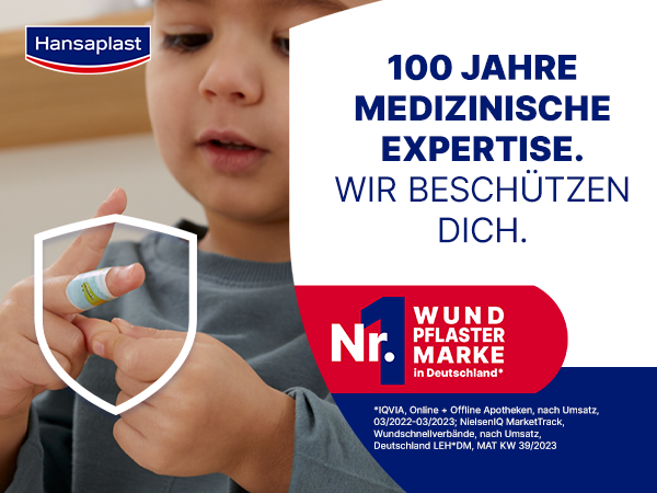 Ein Kind mit einem Pflaster am Finger. Text: 100 Jahre medizinische Expertise. Wir schützen dich.