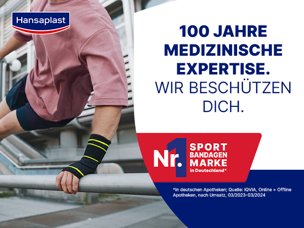 Mann beim Sport mit Handgelenkbandage. Nr. 1 Sport Bandagen Marke in Deutschland. Logo Hansaplast.