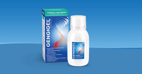 Gengigel Hydrogel Mundspüllösung. Verpackung und Flasche auf blauem Hintergrund.