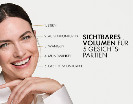 Frau mit markierten Gesichtspartien. Sichtbares Volumen.