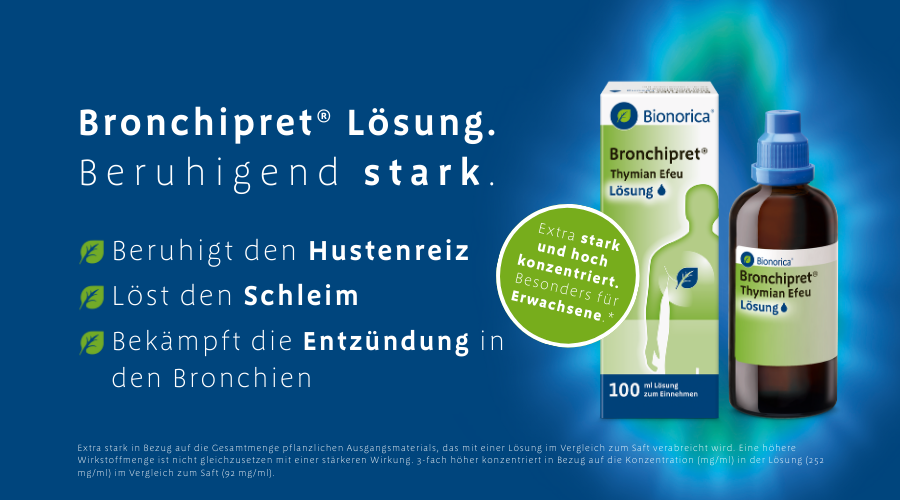 Bronchipret® Lösung. Beruhigend stark. Beruhigt Hustenreiz, löst Schleim, bekämpft Entzündung in den Bronchien.